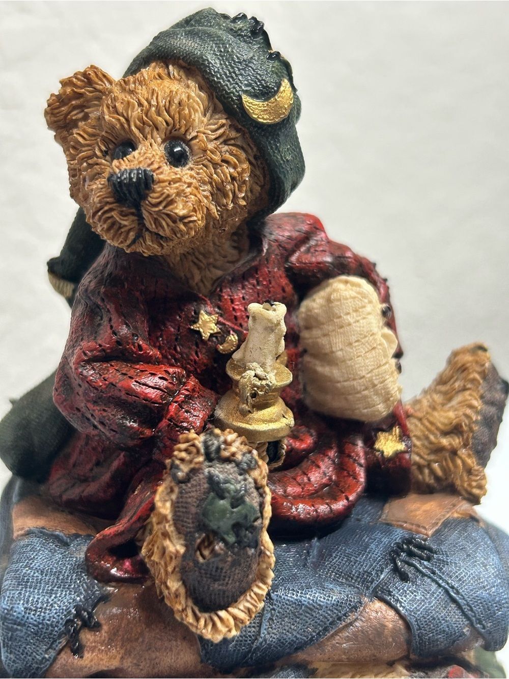 Boyds Bears Music Box Figurine Red Robed Bear Green Hat A Dream Is A Wish - Picture 2 of 7